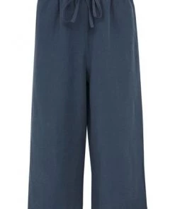 Celtic & Co. Womens Blue Cropped Trousers 13 Celtic & Co. Womens Blue Cropped Trousers -Deals Celtic Store unnamed file 1009