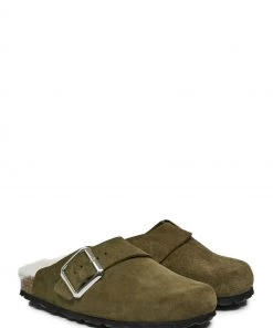 Celtic & Co. Green Sheepskin Lined Clogs -Deals Celtic Store unnamed file 1013 scaled