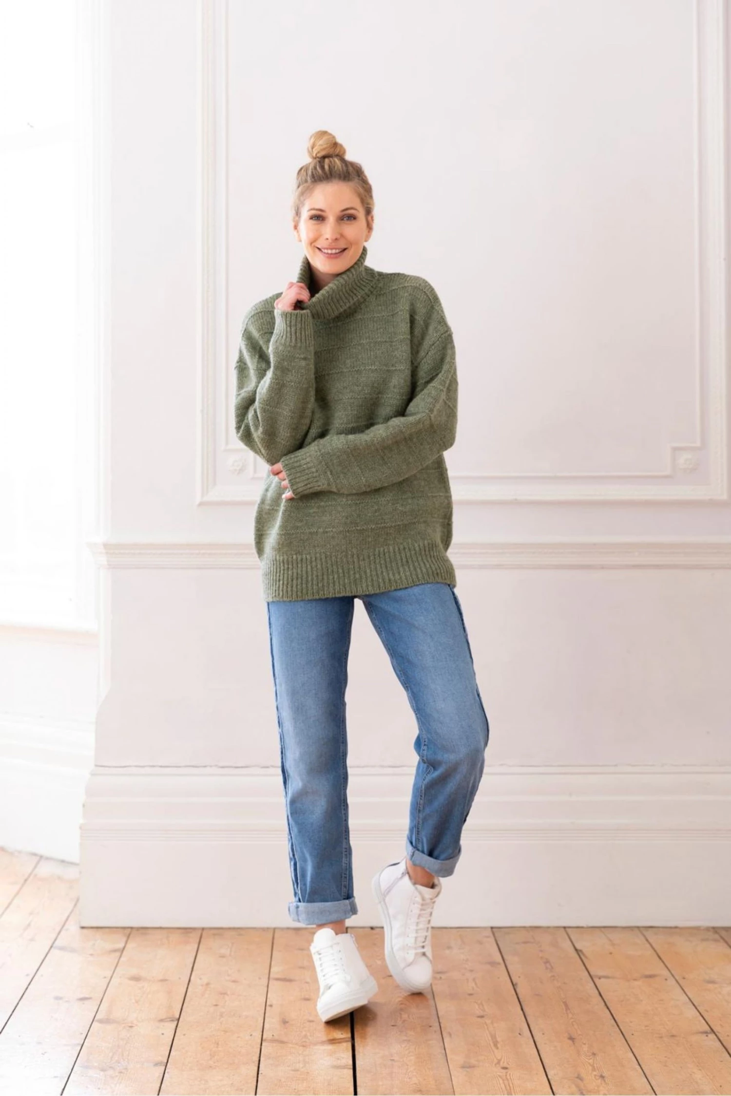 Celtic & Co. Green Purl Detail Roll Neck Jumper 3 Celtic & Co. Green Purl Detail Roll Neck Jumper