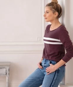 Celtic & Co. Celtic & Co Purple Fine Knit Merino Crew Neck Jumper -Deals Celtic Store unnamed file 166 scaled