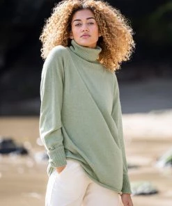 Celtic & Co. Womens Green Knitted Jumper