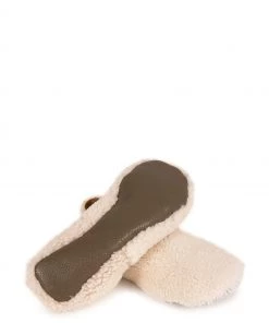 Celtic & Co. Natural Cocoon Slippers -Deals Celtic Store unnamed file 314 scaled