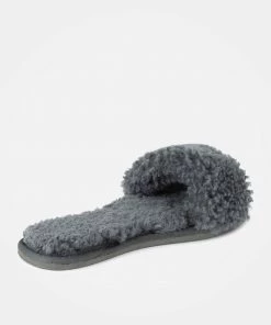 Celtic & Co. Grey Sheepskin Slides 10 Celtic & Co. Grey Sheepskin Slides -Deals Celtic Store unnamed file 331 scaled