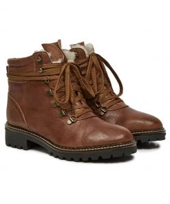 Celtic & Co. Celtic & Co Brown Hiker Boots 11 Celtic & Co. Celtic & Co Brown Hiker Boots -Deals Celtic Store unnamed file 597 scaled