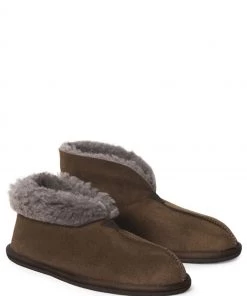 Celtic & Co. Celtic & Co Brown Mens Brown Sheepskin Bootee Slippers -Deals Celtic Store unnamed file 640 scaled