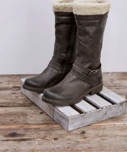 Celtic & Co. Brown Sheepskin Trim Cuff Long Boots -Deals Celtic Store unnamed file 716 scaled