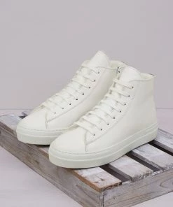 Celtic & Co. Celtic & Co White Sheepskin Lined High Top Trainers 12 Celtic & Co. Celtic & Co White Sheepskin Lined High Top Trainers -Deals Celtic Store unnamed file 733 scaled