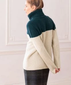 Celtic & Co. Blue Colourblock Roll Neck Jumper 10 Celtic & Co. Blue Colourblock Roll Neck Jumper -Deals Celtic Store unnamed file 753 scaled