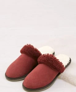 Celtic & Co. Celtic & Co Red Ladies' Turnback Mules -Deals Celtic Store unnamed file 818 scaled