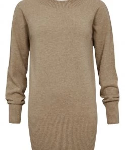Celtic & Co. Celtic & Co Camel Supersoft Slouch Jumper -Deals Celtic Store unnamed file 857 scaled