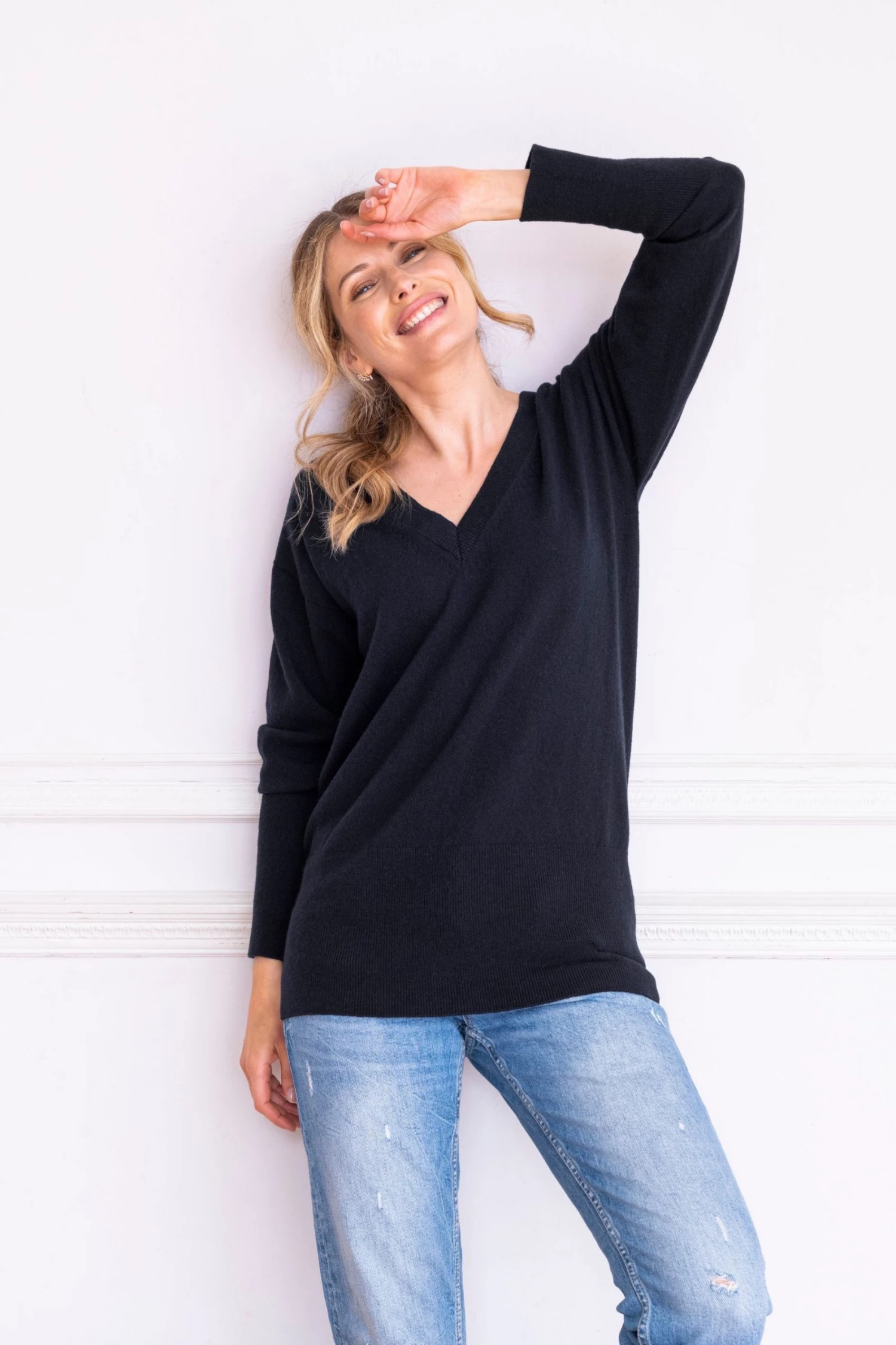 Celtic & Co. Blue Supersoft V Jumper 4 Celtic & Co. Blue Supersoft V Jumper - Image 2