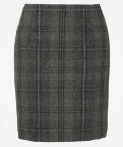 Celtic & Co. Blue Celt Wool Skirt 9 Celtic & Co. Blue Celt Wool Skirt -Deals Celtic Store unnamed file 904